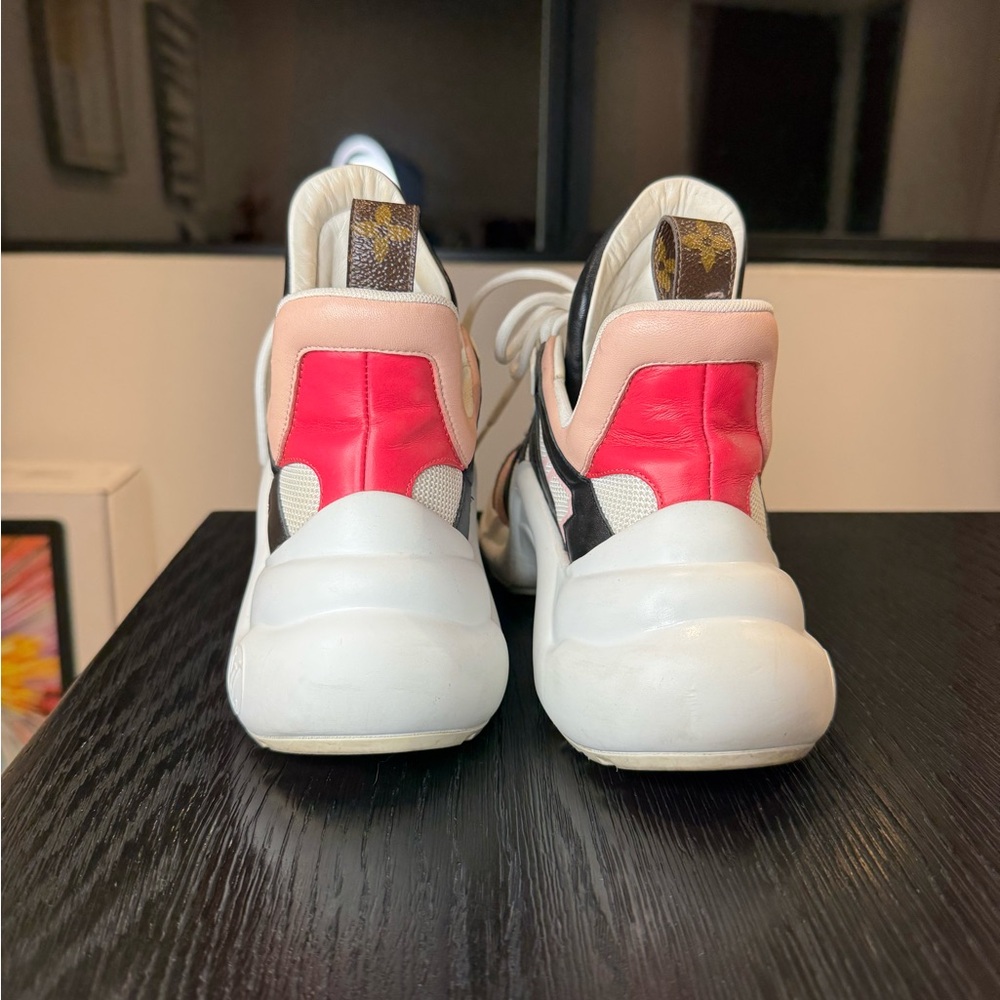 Louis Vuitton Pink and Black Sneakers with Modern Design size 37 - Picture 3 of 4